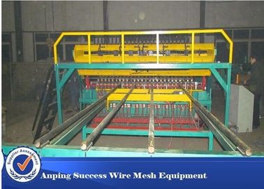 Chine 1/4&quot; » PVC X1/4 enduit clôturant la machine de soudure pour le maillage de soudure de petite cage à oiseaux fournisseur