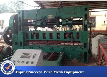 Chine Maille en aluminium verte en métal faisant à machine la largeur du cylindre hydraulique 2000mm fournisseur
